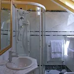 Hotel Cannobio 4* كانوبيو