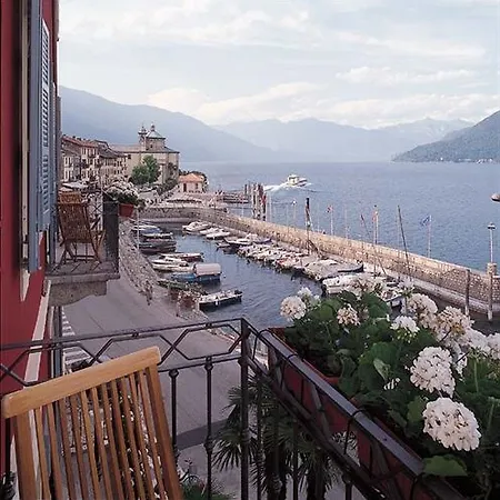 호텔 Hotel Cannobio 4*