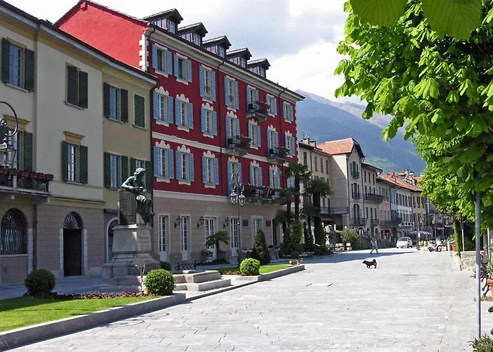 Hotel Cannobio 카노비오