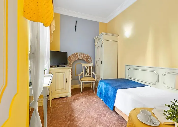 Отель Hotel Cannobio 4*