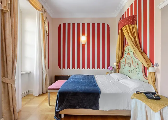 Hotel Cannobio 호텔 카노비오