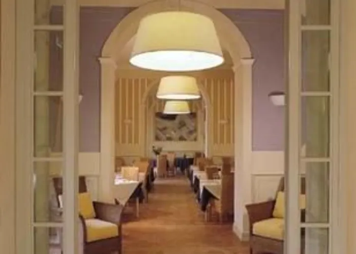 Hotel Cannobio Отель 4*